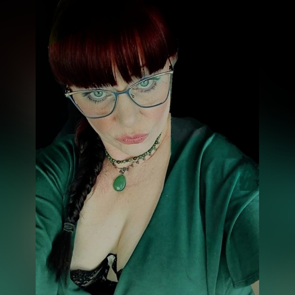 Meet your Posher, Jules - Picture 7 of 8